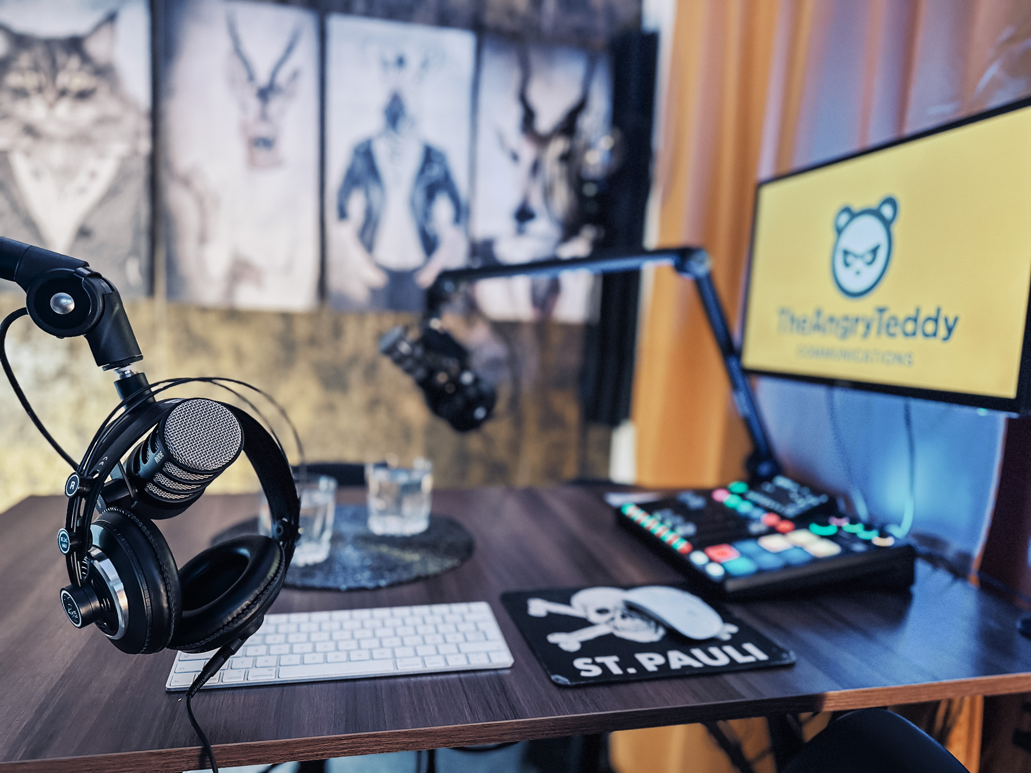 Podcast Studio für bis zu 4 Sprecher